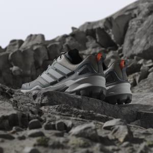 product/a/d/adidas_jh6386_19_footwear_photography_heromrktng_view_6-nw091625.jpg
