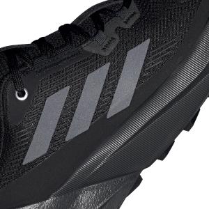 product/a/d/adidas_jh6406_13_footwear_photography_reflective_detail_white-nw091625.jpg