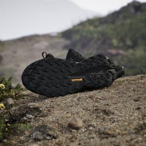 product/a/d/adidas_jh6406_19_footwear_photography_heromrktng_view_4-nw091625.jpg