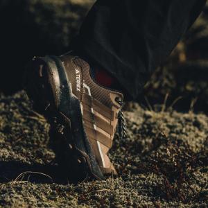 product/a/d/adidas_jh7806_14_footwear_photography_heromrktng_view_3-nw091625.jpg