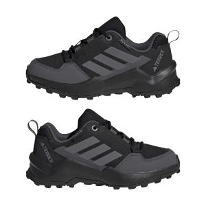 product/a/d/adidas_ji0917_10_footwear_photography_mirrored_pair_view_white-nw091625.jpg