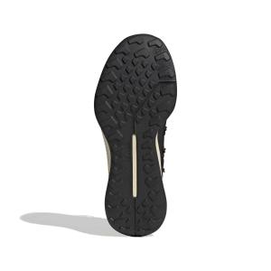 product/a/d/adidas_ji1029_4_footwear_photography_bottom_view_white-nw091625.jpg