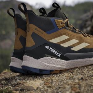 product/a/d/adidas_ji4245_23_footwear_photography_heromrktng_view_10-nw091625.jpg