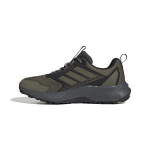 product/a/d/adidas_ji4285_5_footwear_photography_side_medial_center_view_white-nw091625.jpg