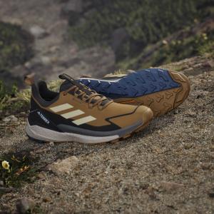 product/a/d/adidas_jp5611_21_footwear_photography_heromrktng_view_8-nw091625.jpg