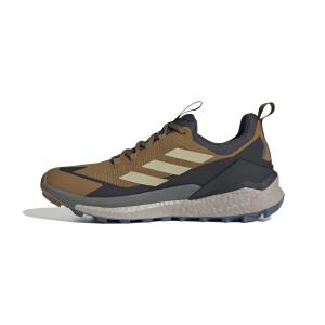 product/a/d/adidas_jp5611_5_footwear_photography_side_medial_center_view_white-nw091625.jpg