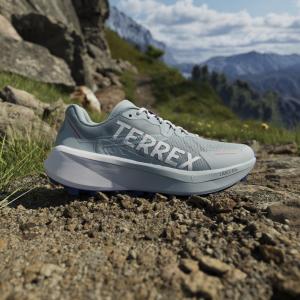 product/a/d/adidas_jp7255_16_footwear_photography_heromrktng_view_3-nw091625.jpg