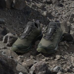 product/a/d/adidas_jq2224_18_footwear_photography_heromrktng_view_5-nw091625.jpg