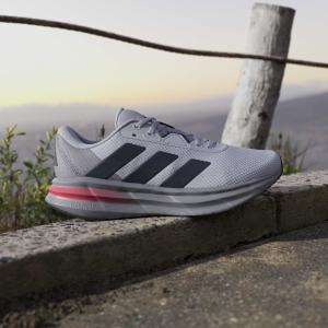 product/a/d/adidas_jq2626_15_footwear_photography_heromrktng_view_3-nw091625.jpg