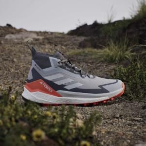 product/a/d/adidas_jq9899_15_footwear_photography_heromrktng_view_3-nw091625.jpg