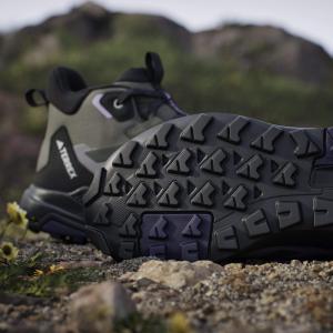 product/a/d/adidas_jq9965_olistr-ngtcar-cblack_21.jpg
