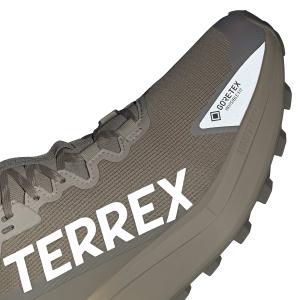 product/a/d/adidas_jr1507_13_footwear_photography_reflective_detail_white-nw091625.jpg