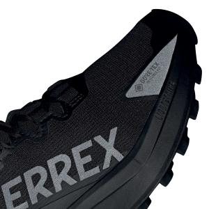 product/a/d/adidas_jr5247_13_footwear_photography_reflective_detail_white-nw091725.jpg