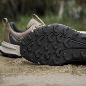 product/a/d/adidas_jr7771_24_footwear_photography_heromrktng_view_11-nw091725.jpg