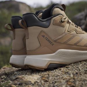 product/a/d/adidas_js1431_22_footwear_photography_heromrktng_view_10-nw091725.jpg