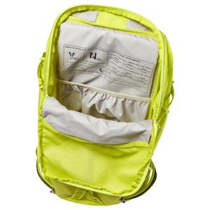 product/v/a/vaude_16077-6637_bright-green_3.jpg